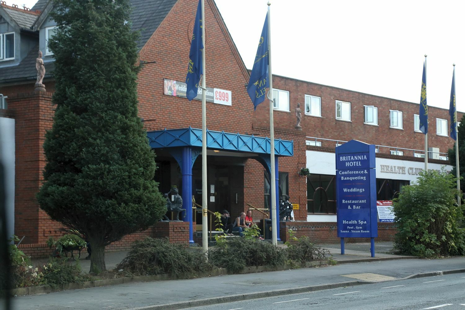 Britannia Hotel, Stockport Exterior photo